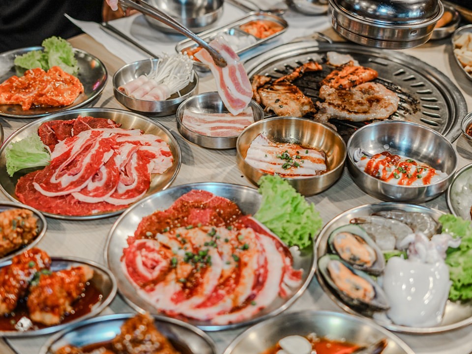 CUTE PIG Korean BBQบางแสน